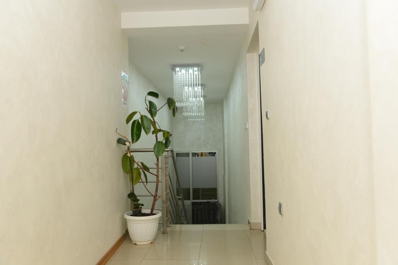 קראלג'בו Hotel Sunce מראה חיצוני תמונה