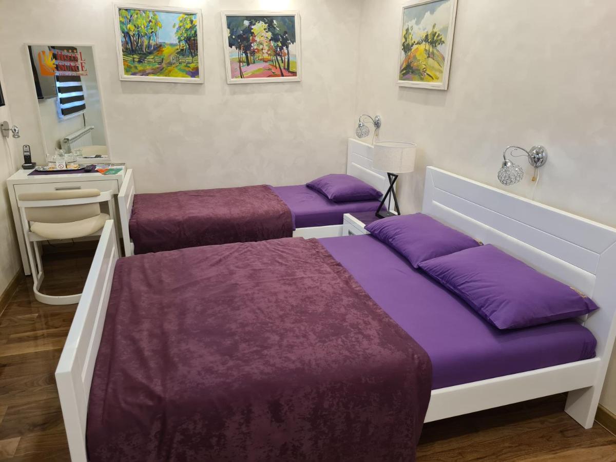 קראלג'בו Hotel Sunce מראה חיצוני תמונה